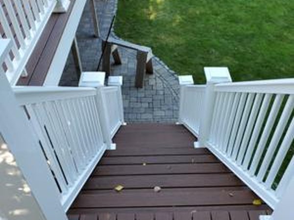 Azek Deck with Trademark Railing & Steps
